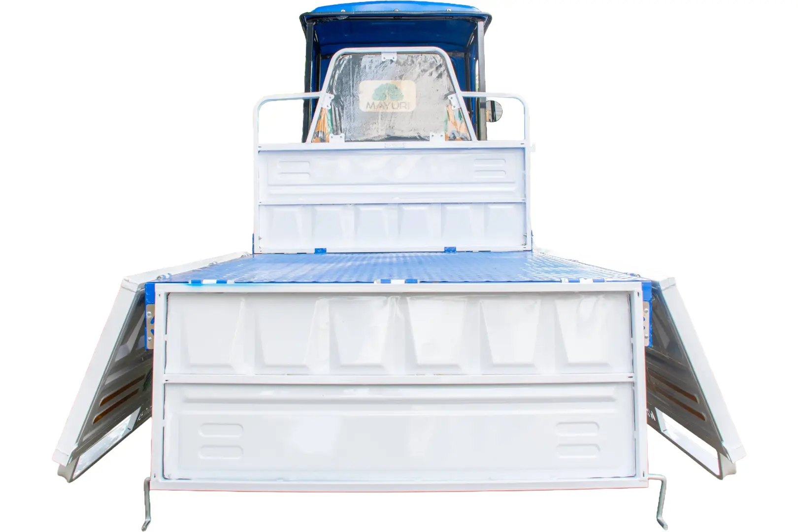 Mayuri Rattan L5 Cargo, side profile showing the 4 by 6 foot deck